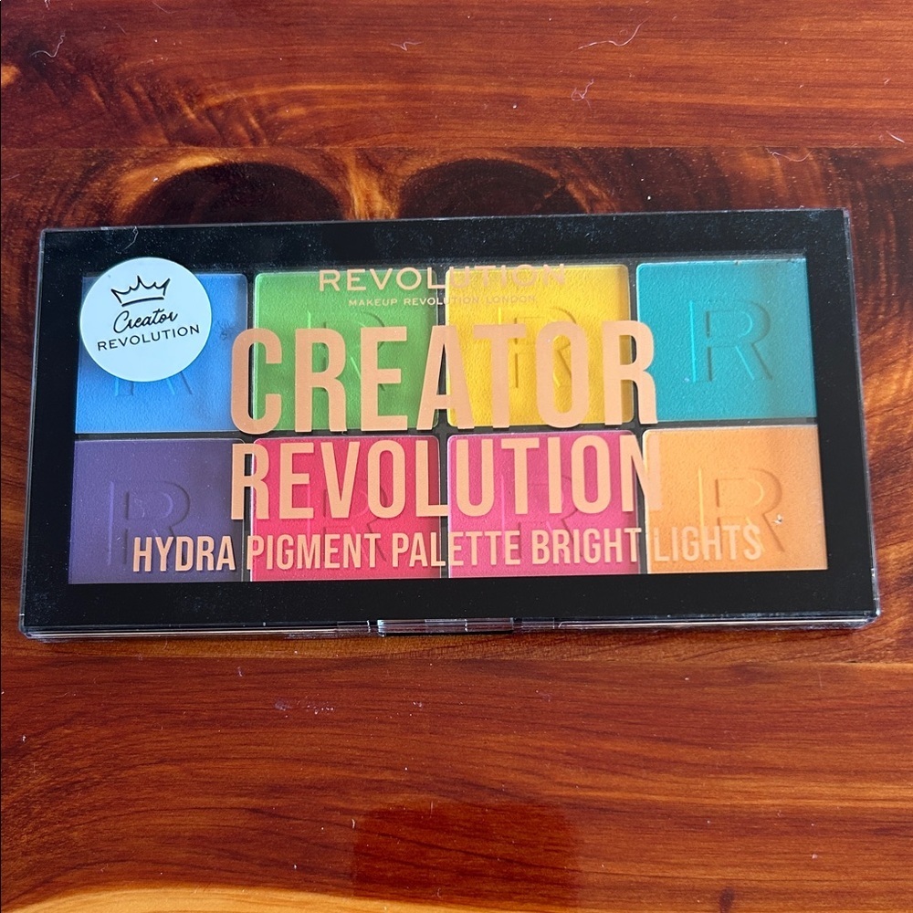 Revolution Hydra Bright Lights Palette